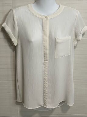 Simply Vera Wang Cream Textured Crepe SS Top S, Minimalist Office Clean Neutral